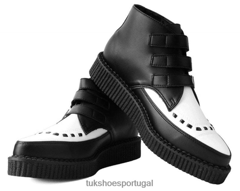 Preto branco calçados J6V0X15 Bota trepadeira pontiaguda com 3 fivelas mulheres T.U.K. Footwear