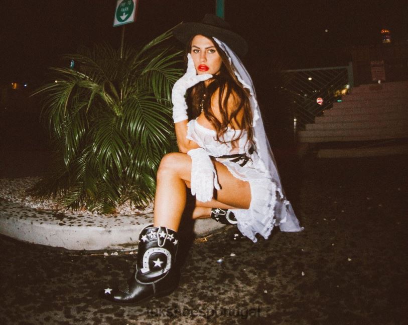 Preto branco calçados J6V0X196 bota western ferradura estrela mulheres T.U.K. Footwear