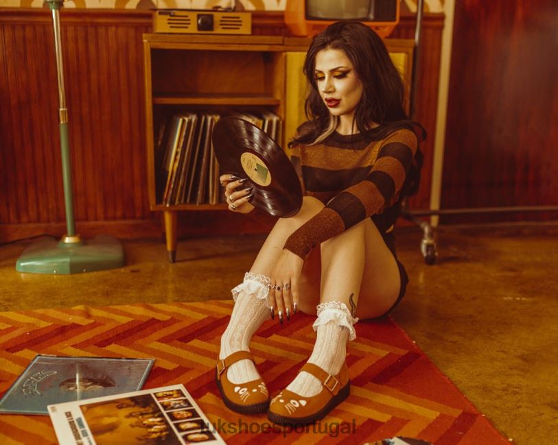 laranja calçados J6V0X159 camurça sintética kitty viva low mary jane mulheres T.U.K. Footwear